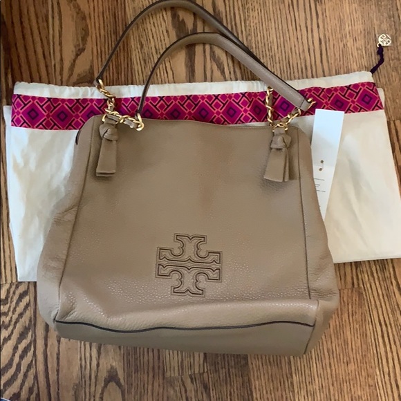 Tory Burch Handbags - {Tory Burch} Harper tote